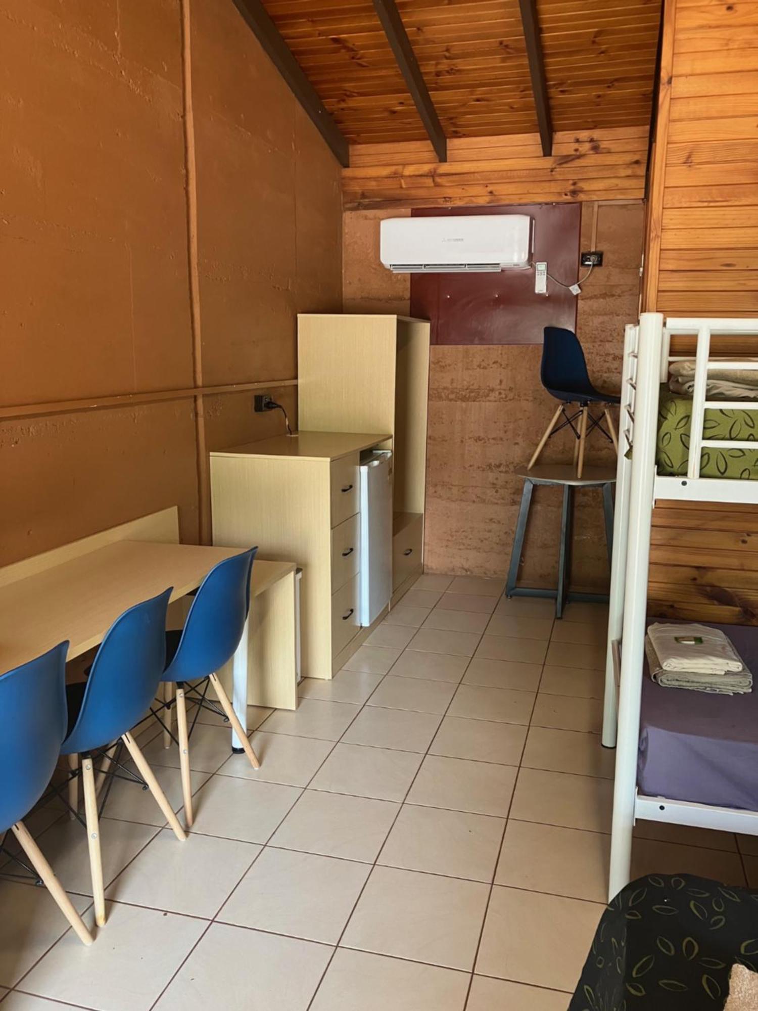 Territory Manor Motel & Caravan Park Mataranka Zimmer foto